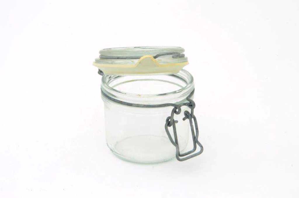 clamp-jars-for-condiments